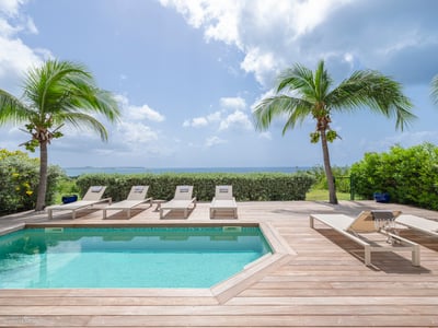 Luxury Villa Photo #6