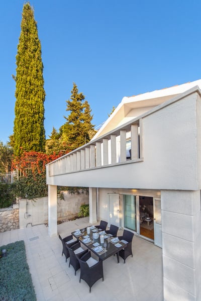 Luxury Villa Photo #19