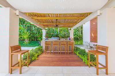 Luxury Villa Photo #9