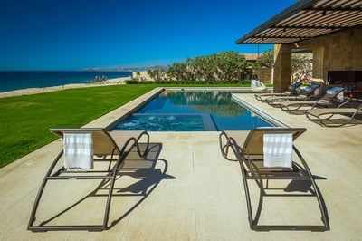 Luxury Villa Photo #5