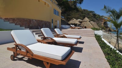 Luxury Villa Photo #4
