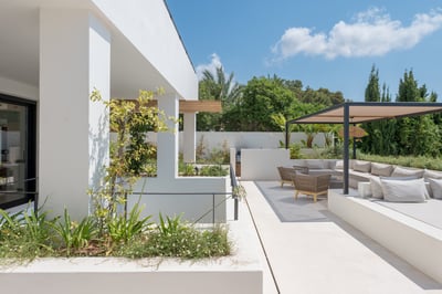 Luxury Villa Photo #14