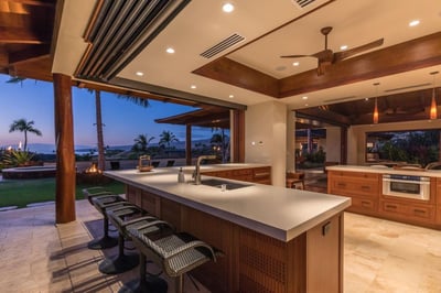 Luxury Villa Photo #8