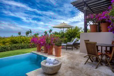Luxury Villa Photo #2
