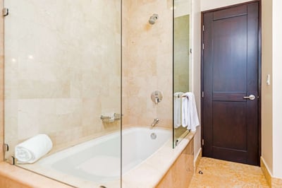 Luxury Villa Photo #21