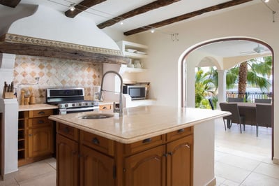 Luxury Villa Photo #12
