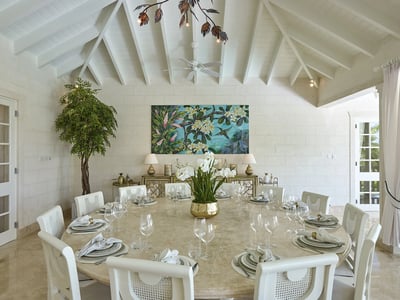 Luxury Villa Photo #7