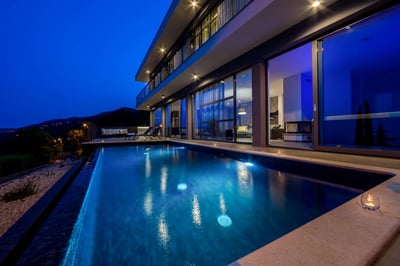 Luxury Villa Photo #5