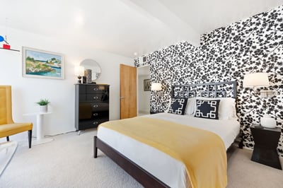 Luxury Villa Photo #22