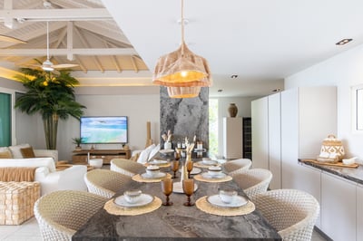 Luxury Villa Photo #14