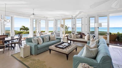 Luxury Villa Photo #26