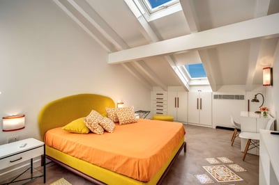Luxury Villa Photo #25