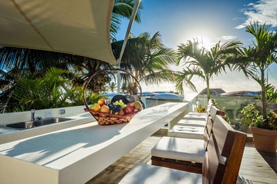 Luxury Villa Photo #11
