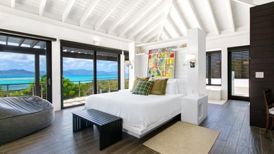 Luxury Villa Photo #16