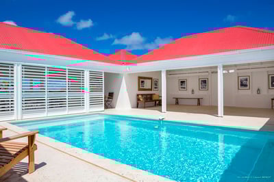 Luxury Villa Photo #4