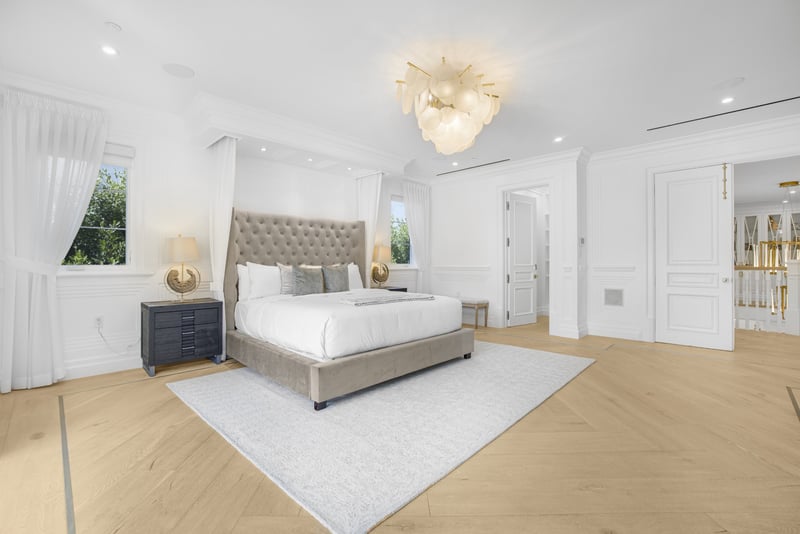 Spaulding Ave Farmhouse