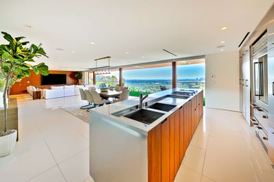 Luxury Villa Photo #24