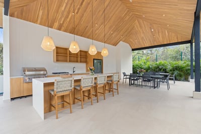 Luxury Villa Photo #7
