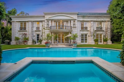 Luxury Villa Photo #4