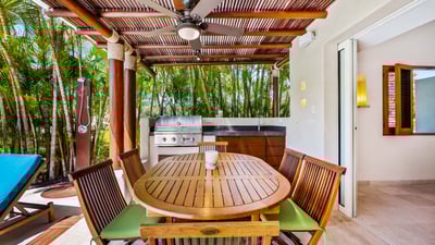 Luxury Villa Photo #8