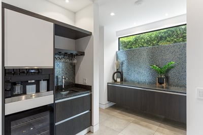 Luxury Villa Photo #26