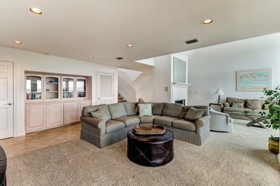 Luxury Villa Photo #34