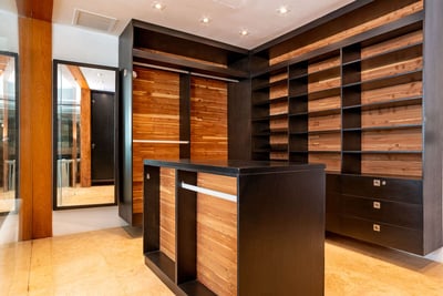 Luxury Villa Photo #15