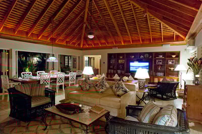 Luxury Villa Photo #14