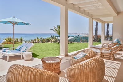 Luxury Villa Photo #11