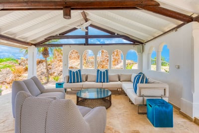 Luxury Villa Photo #9