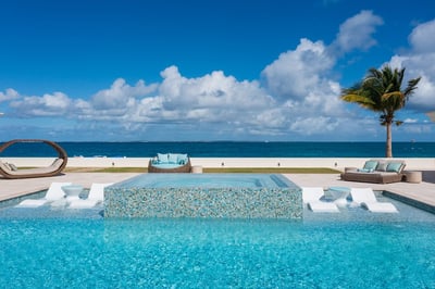 Luxury Villa Photo #5