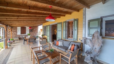 Luxury Villa Photo #17