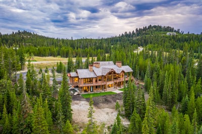 Luxury Villa Photo #3
