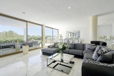 Luxury Villa Photo #19