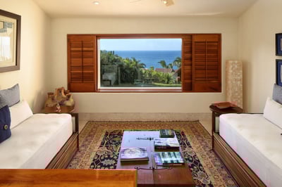Luxury Villa Photo #14