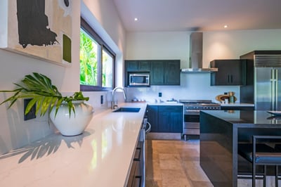 Luxury Villa Photo #31