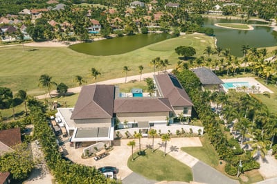 Luxury Villa Photo #47