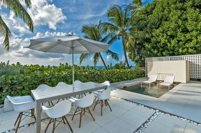 Luxury Villa Photo #15