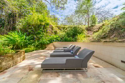Luxury Villa Photo #4