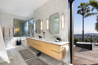 Luxury Villa Photo #25