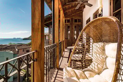 Las Catalinas,20 Plaza Carlota