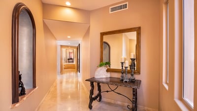 Luxury Villa Photo #41