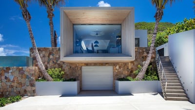 Luxury Villa Photo #15