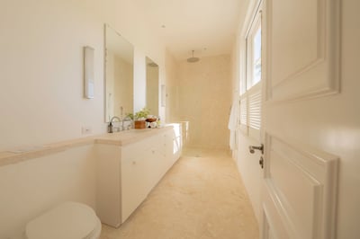 Luxury Villa Photo #44