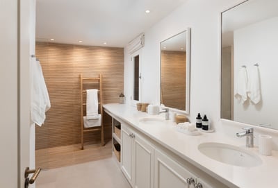 Luxury Villa Photo #23
