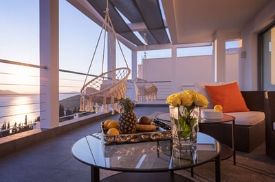 Luxury Villa Photo #12