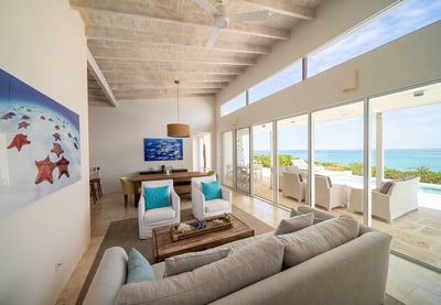 Luxury Villa Photo #4