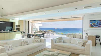 Luxury Villa Photo #38
