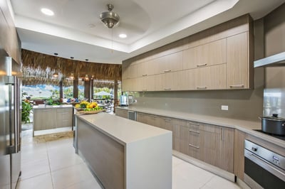 Luxury Villa Photo #25