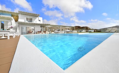 Luxury Villa Photo #5